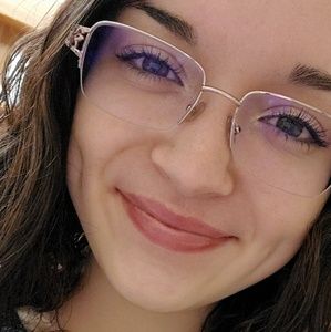 Meet your Posher, Ashleigh